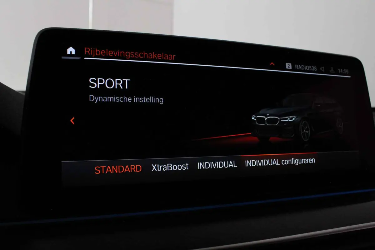 530e xDrive High Executive M Sport > Shadow-Line/20inch/Driving Assistant Professional