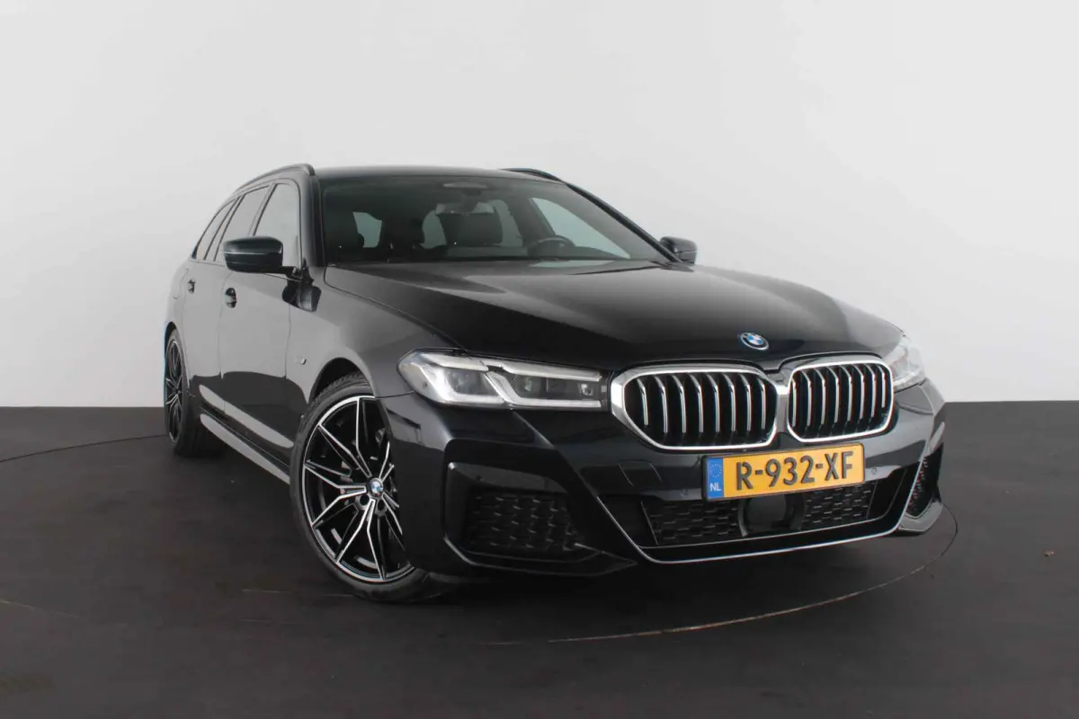 530e xDrive High Executive M Sport > Shadow-Line/20inch/Driving Assistant Professional