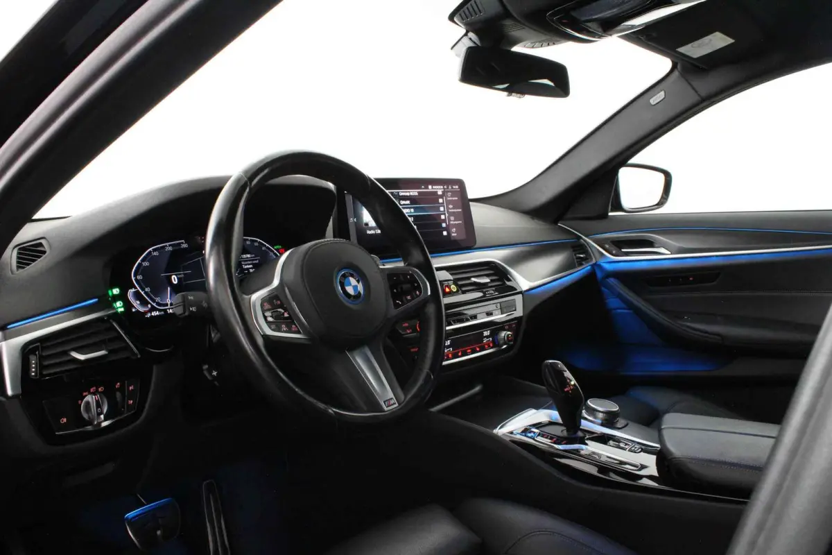 530e xDrive High Executive M Sport > Shadow-Line/20inch/Driving Assistant Professional