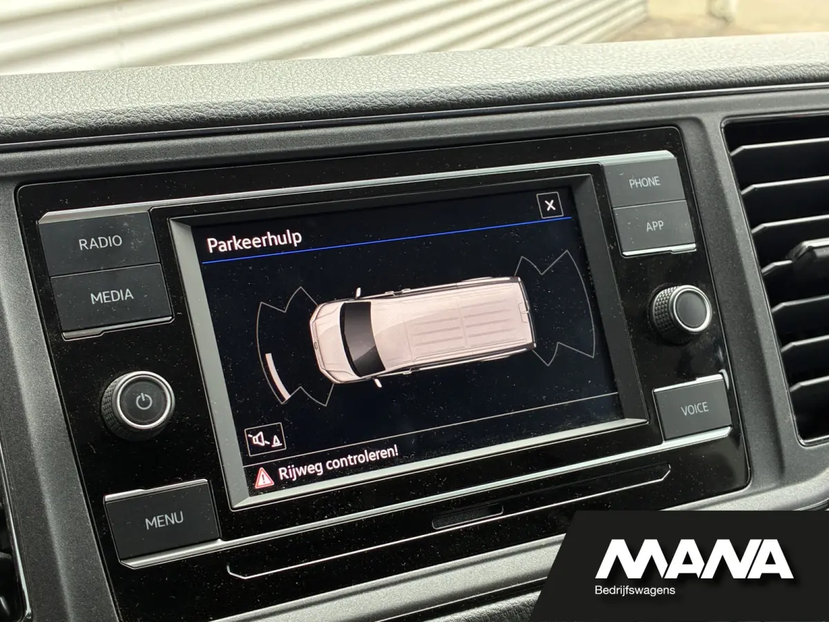 2.0TDI 140PK L3H2 Automaat LED Standkachel Imperiaal Cruise Carplay Trekhaak Stoelverwarming Stuurwielverwarming