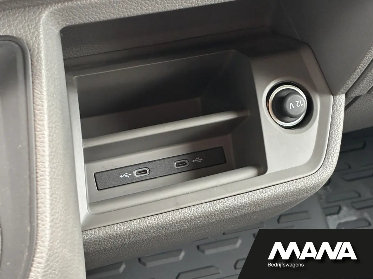2.0TDI 140PK L3H2 Automaat LED Standkachel Imperiaal Cruise Carplay Trekhaak Stoelverwarming Stuurwielverwarming
