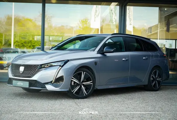 1.6 Plug-in Hybrid 225 GT / LED / 18'' / AGR / Winter / Elec Stoel / Alcantara / Massage / Camera