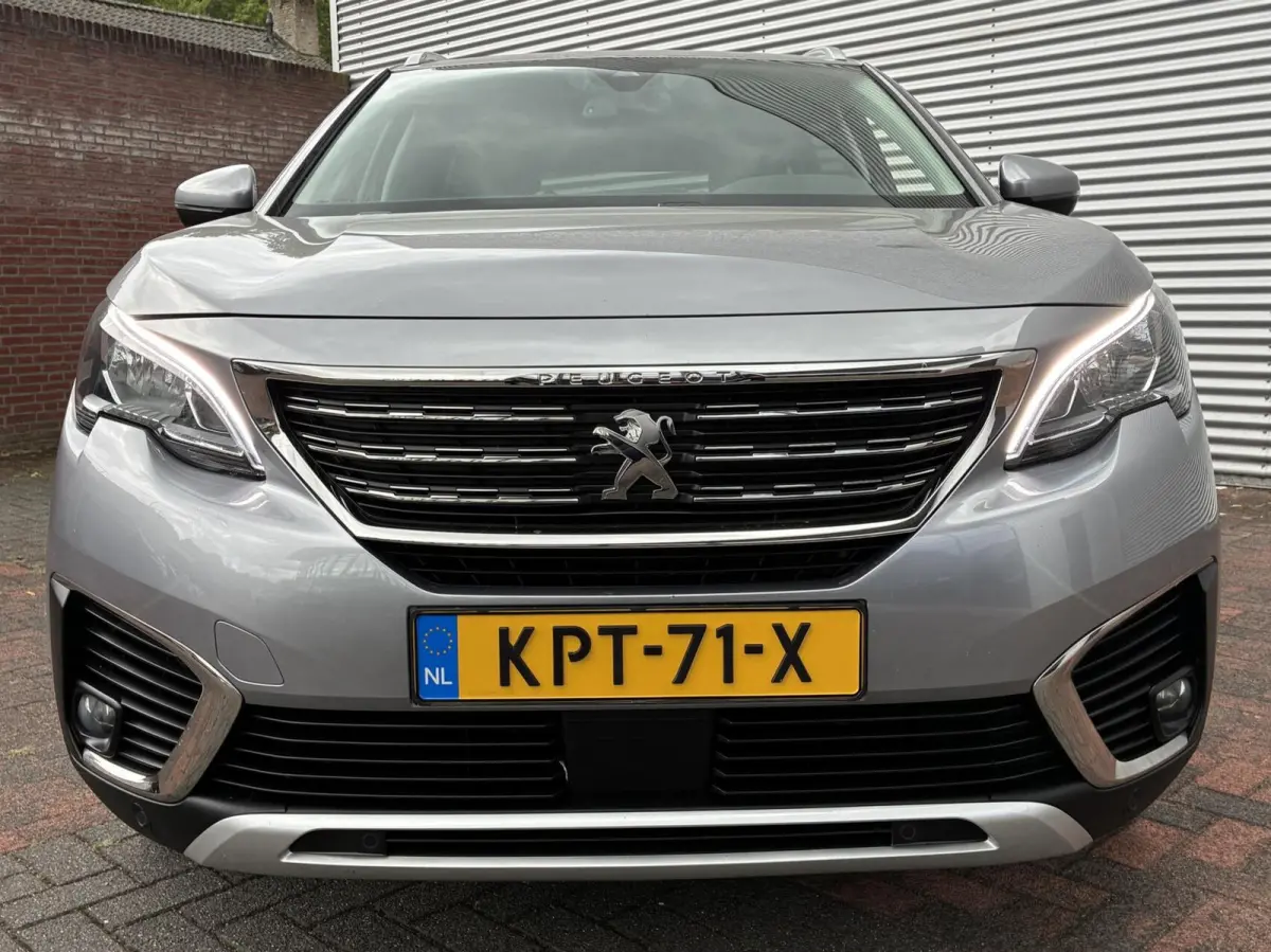 1.2 Vol Opties 7 Pers Camera Led Carplay Pdc 19 Eerste Eigenaar Dealer Onderhouden Perfecte Staat Nieuwe Distributieriem incl 12 maanden garantie