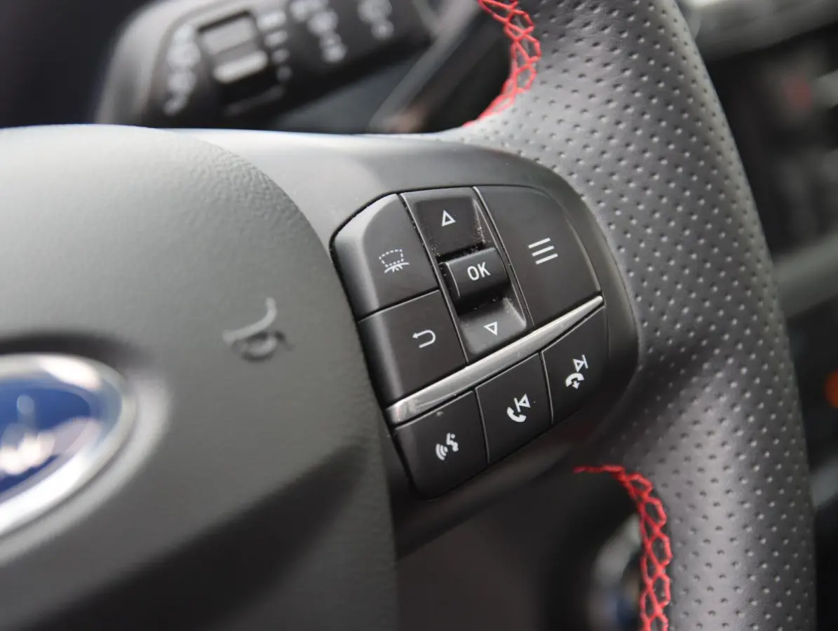 2.5 PHEV ST-Line X | Full Options | Panoramadak