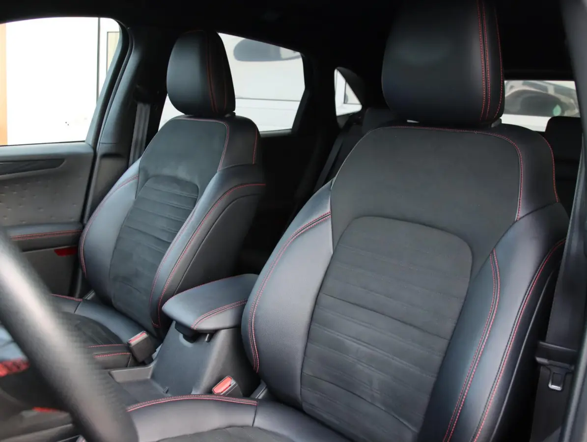 2.5 PHEV ST-Line X | Full Options | Panoramadak