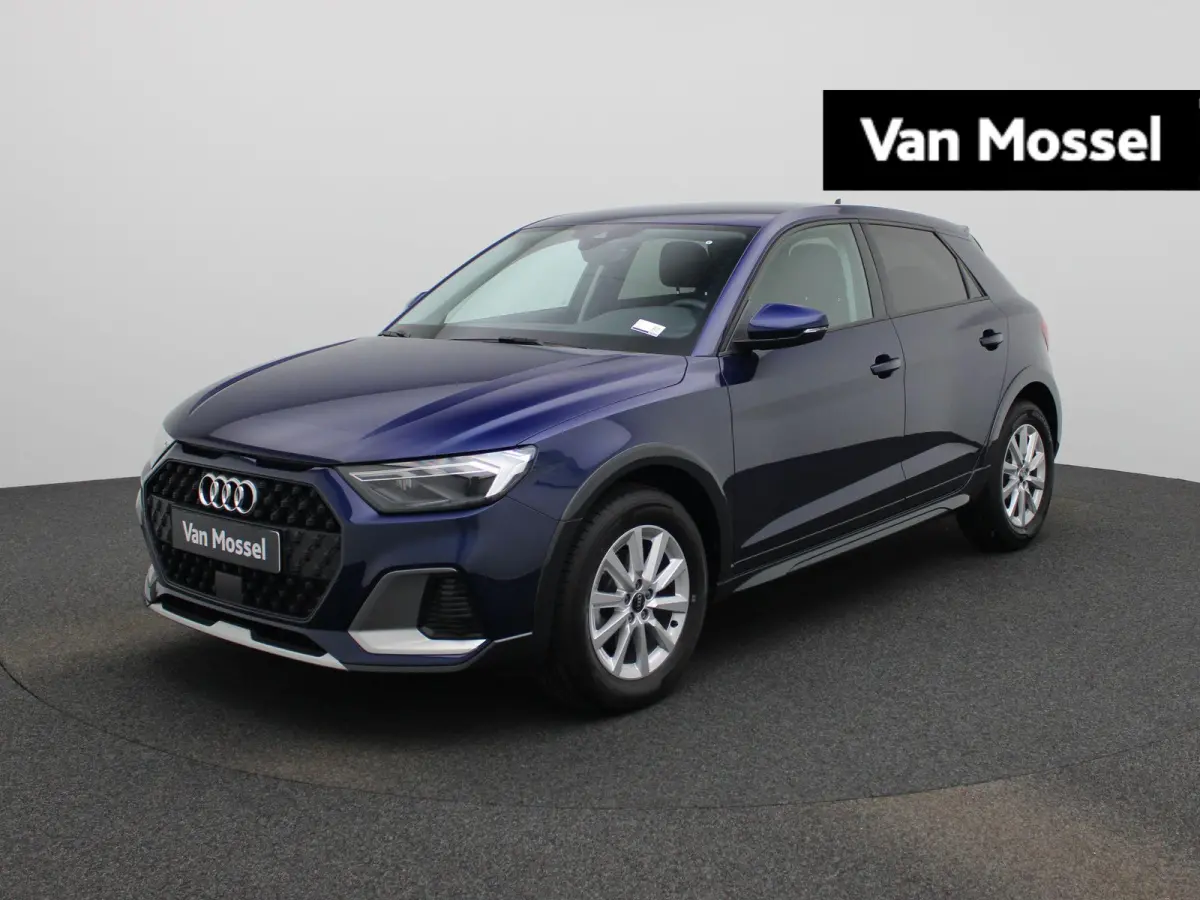 30 TFSI Advanced edition l  Adaptive cruise control l Climate control l Stoelverwarming l LED-koplampen l Apple Carplay / Android Auto l Privacy glas l Parkeersensoren l Audi virtual cockpit