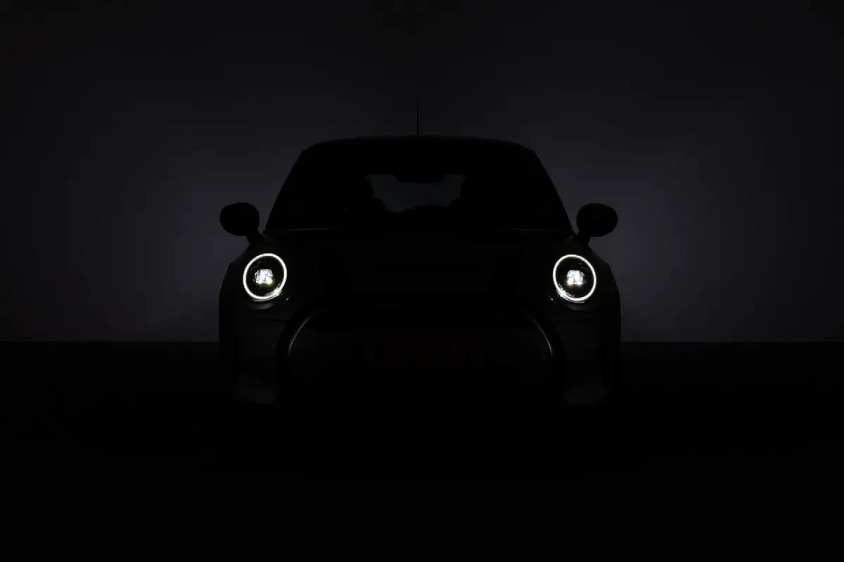 Mini SE 33 kWh *SOH 97%* Sportstoelen | Full LED | NAVI | ECC | Sportstoelen