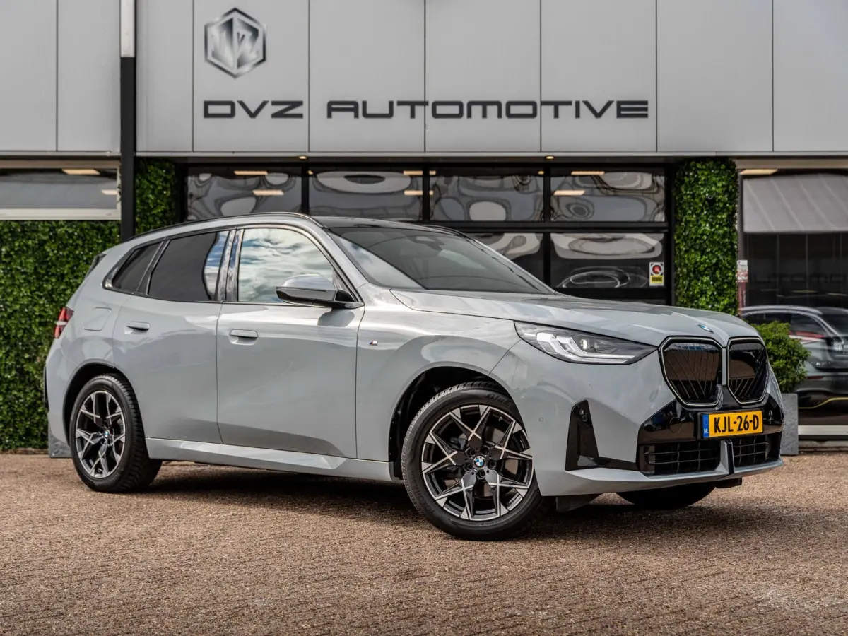 20 xDrive M-Sport | Driving Assistant Pro | Pano | Trekhaak | BTW