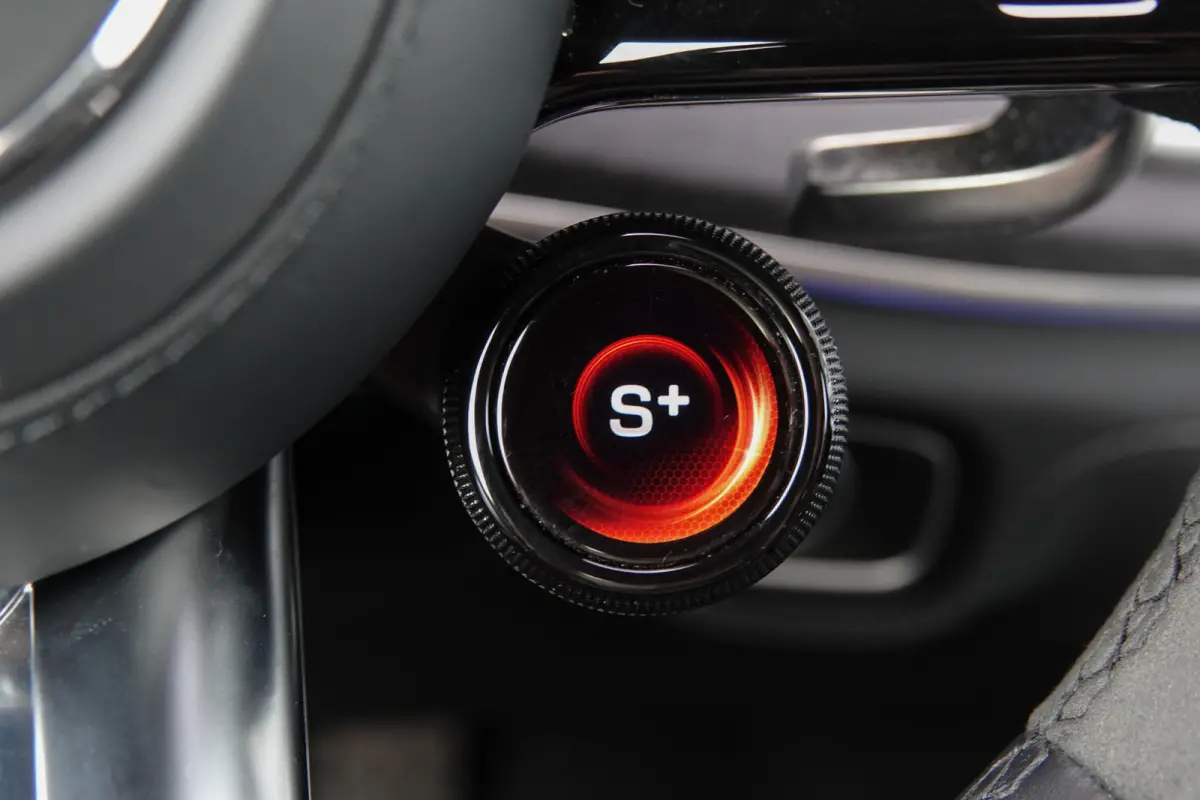 AMG53 544Pk 4Matic | Plug-In Hybrid | Night pakket | Head-Up Display | Burmester Sound | Luchtvering | Panoramadak | 22''