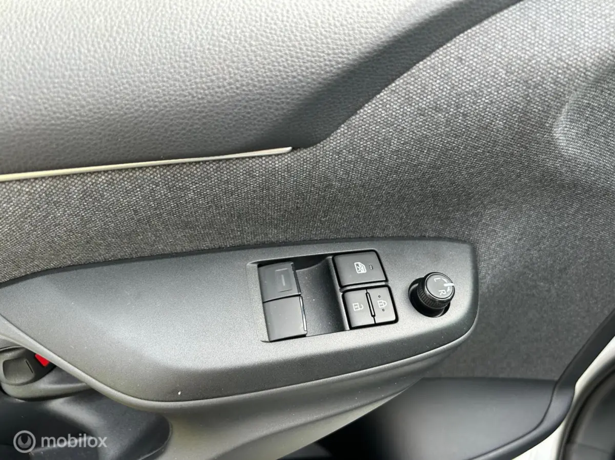 1.5 Hybrid Active Apple carplay 18.250 km !!!!