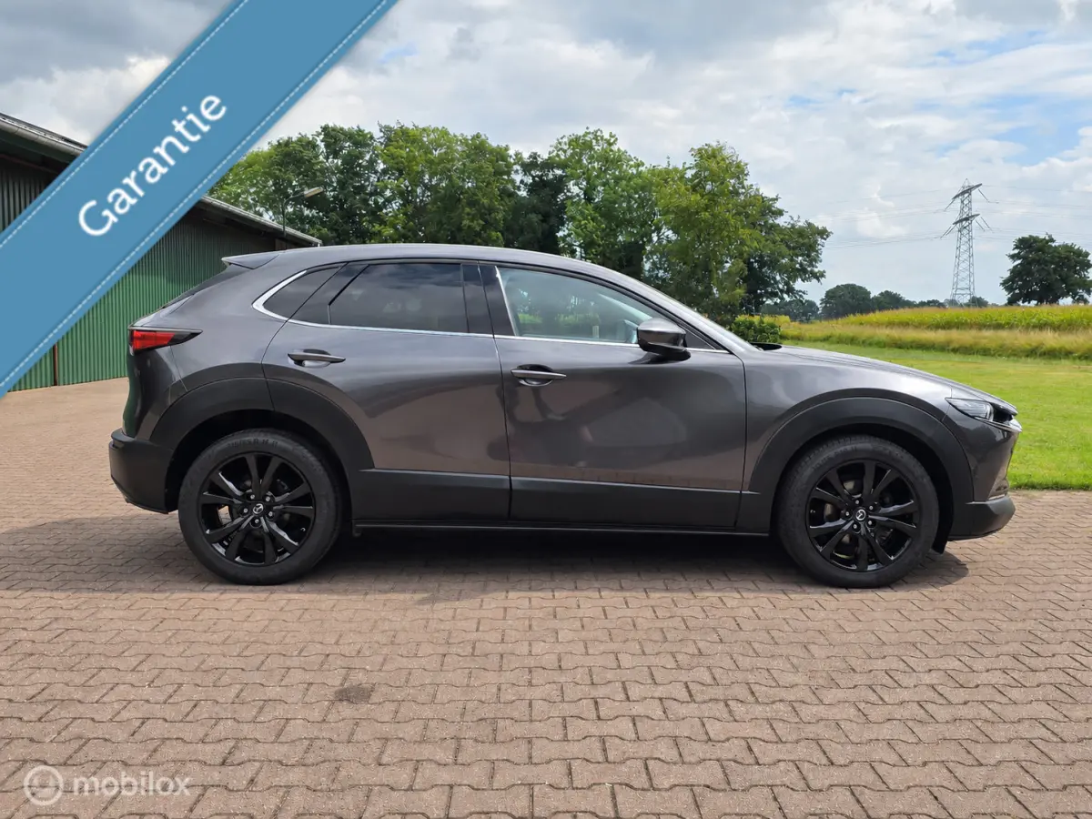 2.0 e-SkyActiv M Hybrid/18 INCH/NAVI/CLIMA/PDC