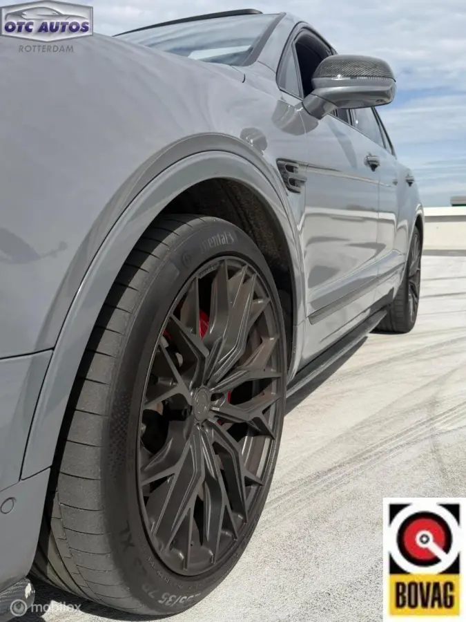 6.0 W12 Mulliner