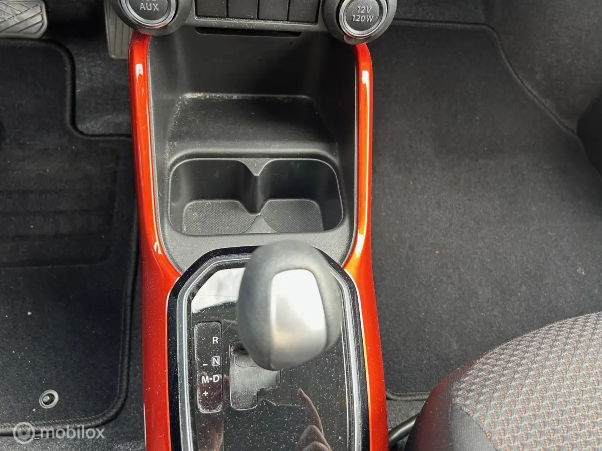 1.2 Select Automaat Aplle carplay Camera