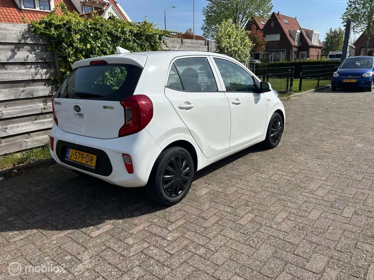 1.0 MPi ComfortPlusLine Apple Carplay