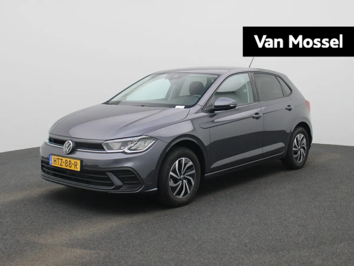 1.0 TSI Life Edition 95 PK Origineel Nederlands | 1e Eigenaar | Navigatie | Stoelverwarming | Climatronic | Keyless | Achteruitrijcamera | Parkeersensoren