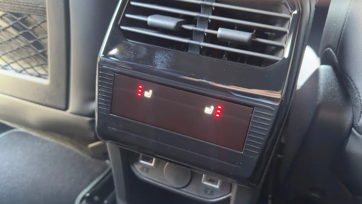 GT | Elektrische parkeerrem | Extra getinte achterste zijruiten en achterruit