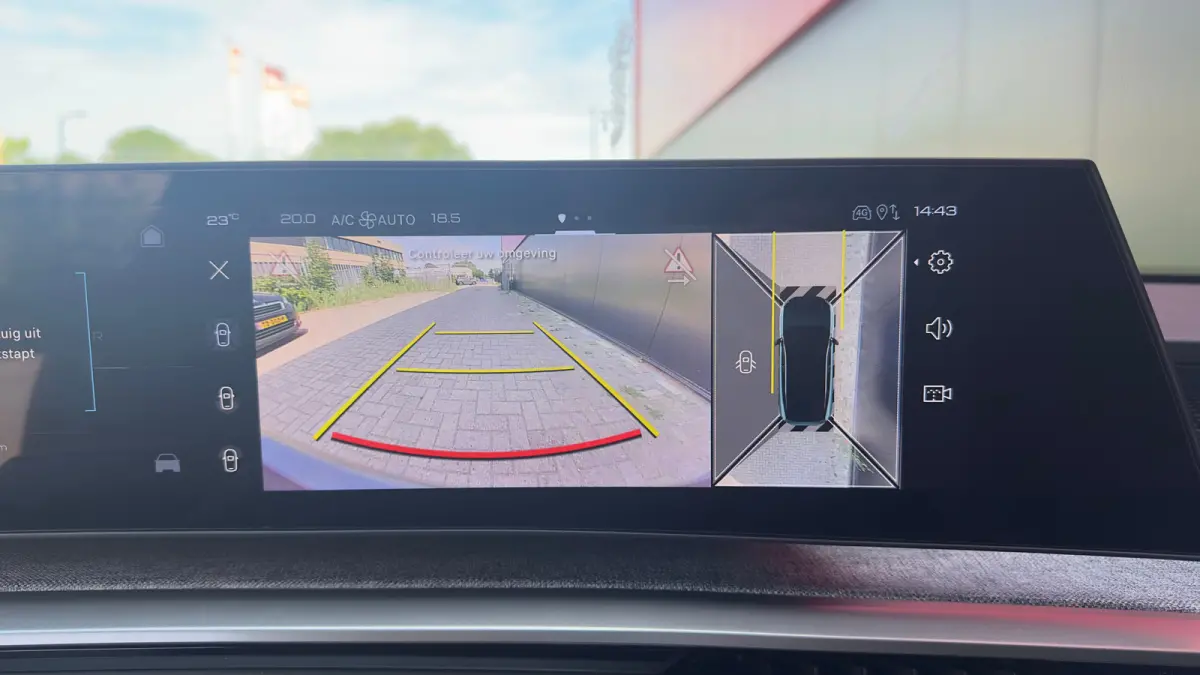 GT | Elektrische parkeerrem | Extra getinte achterste zijruiten en achterruit