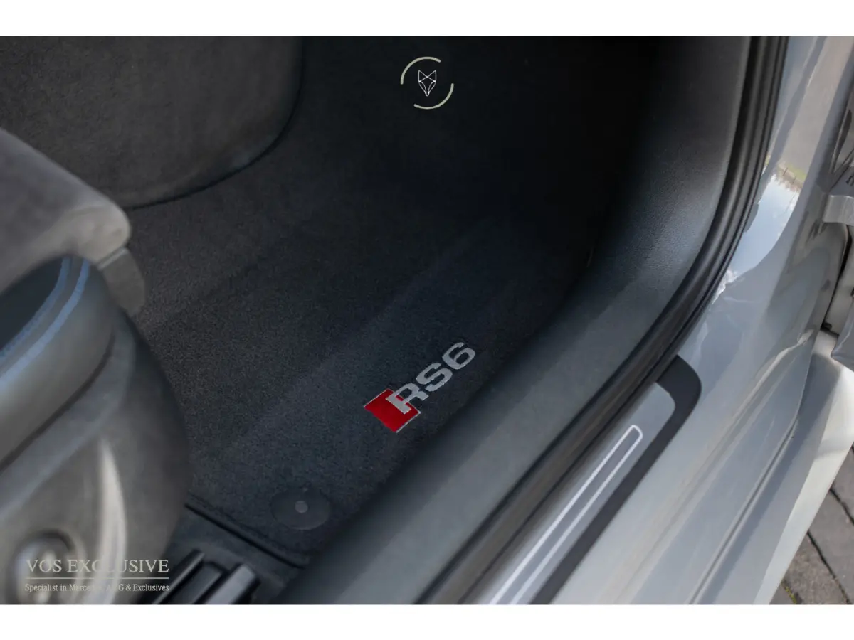 4.0 TFSI Quattro Performance Carbon|Nardo|Memory|21"|Matrix LED|Bose|New Service