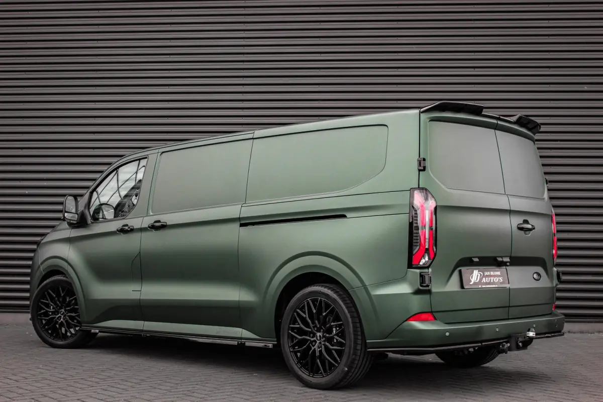 Cust. 340 L2H1 Limited 71 kWh 218PK / JB- EDITON / CAMERA / 350KM RANGE / APPLE CARPLAY /DRIVERS- PACK /FULL OPTION