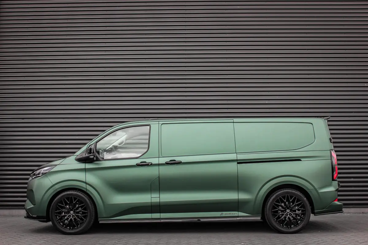 Cust. 340 L2H1 Limited 71 kWh 218PK / JB- EDITON / CAMERA / 350KM RANGE / APPLE CARPLAY /DRIVERS- PACK /FULL OPTION