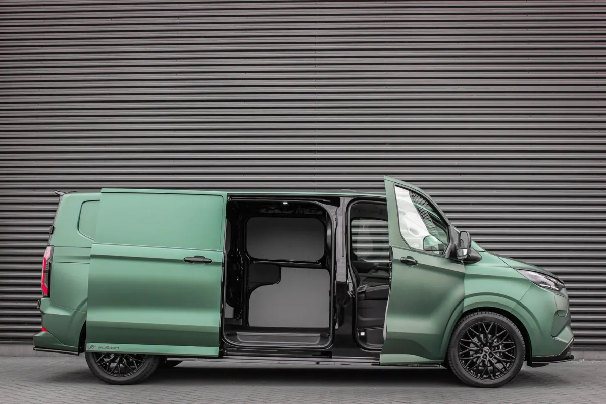 340 L2H1 Limited 71 kWh 218PK / JB- EDITION /CAMERA /350KM RANGE / APPLE CARPLAY /DRIVERS- PACK /FULL OPTION