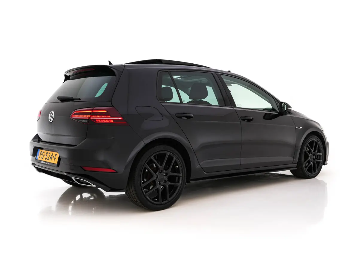 1.6 TDI R-Line Highline Business Aut. *PANO | MICROFIBRE | ADAPTIVE-CRUISE | DIGI-COCKPIT | HEATED-SPORTSEATS | PRIVACY-GLASS | NAVI-FULLMAP | ECC | PARKPILOT | 18''ALU*