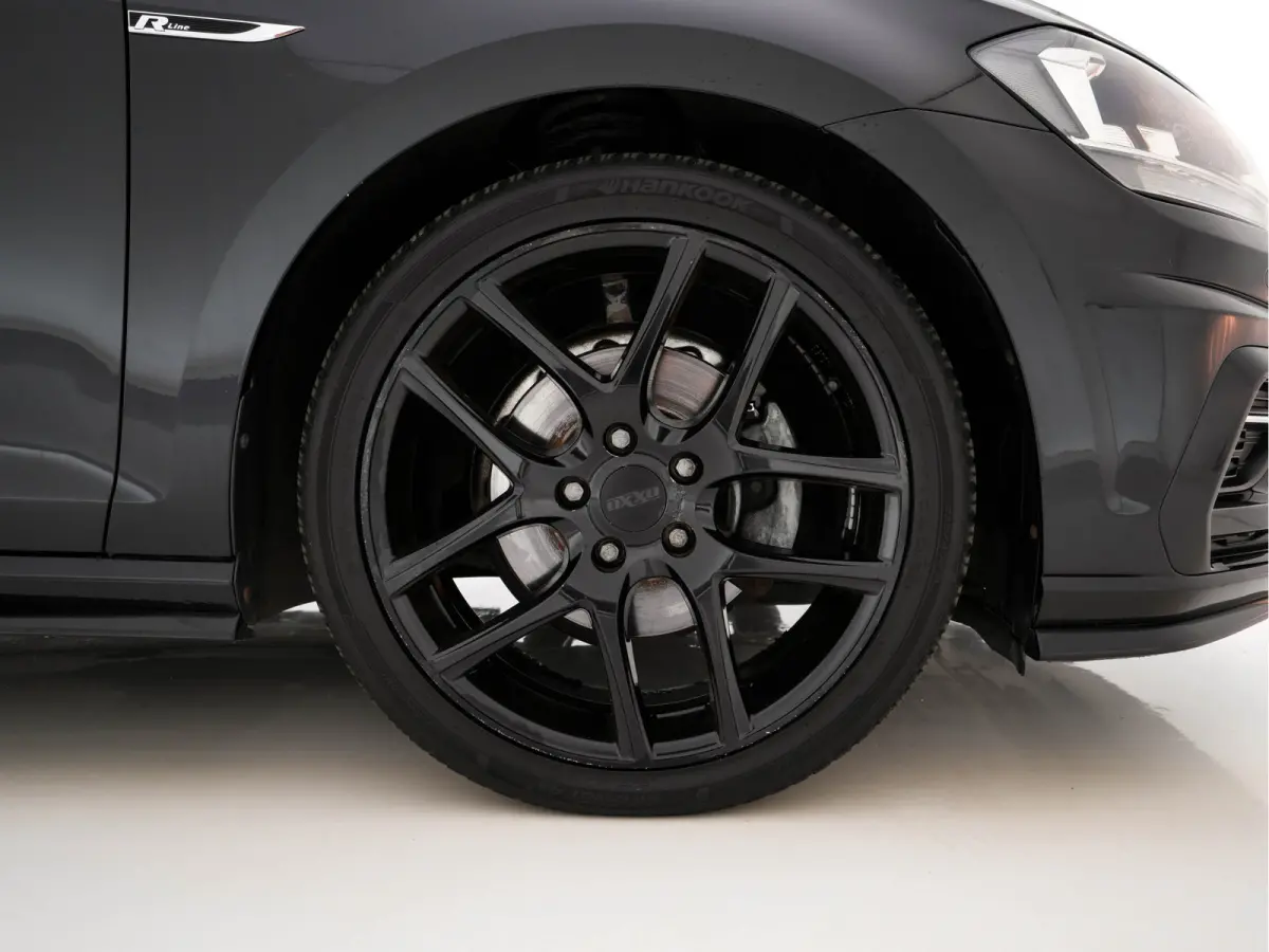 1.6 TDI R-Line Highline Business Aut. *PANO | MICROFIBRE | ADAPTIVE-CRUISE | DIGI-COCKPIT | HEATED-SPORTSEATS | PRIVACY-GLASS | NAVI-FULLMAP | ECC | PARKPILOT | 18''ALU*