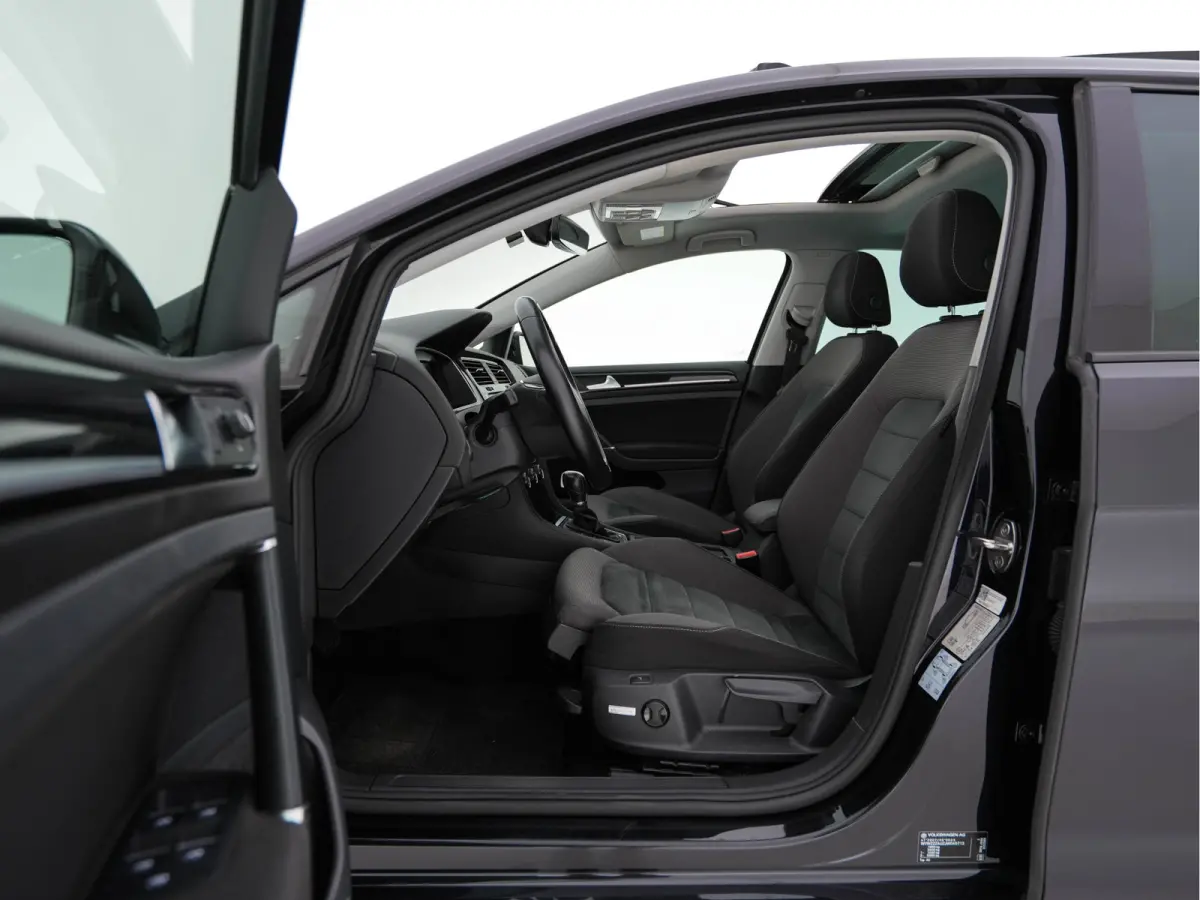 1.6 TDI R-Line Highline Business Aut. *PANO | MICROFIBRE | ADAPTIVE-CRUISE | DIGI-COCKPIT | HEATED-SPORTSEATS | PRIVACY-GLASS | NAVI-FULLMAP | ECC | PARKPILOT | 18''ALU*