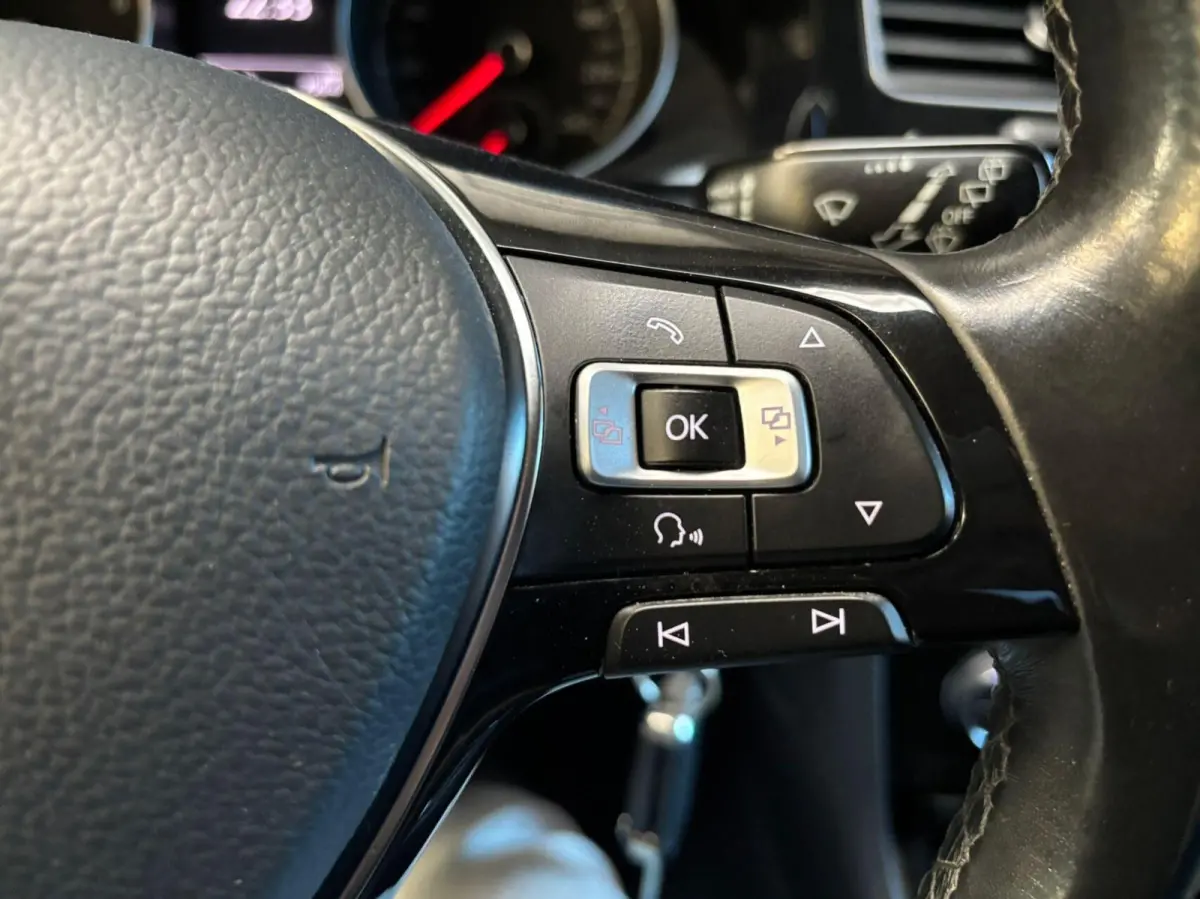1,4 2017 tsi lane assist,cruise,acc,airco,
