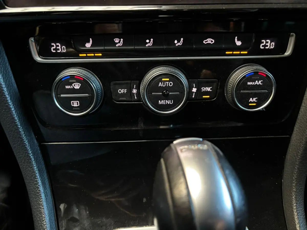 1,4 2017 tsi lane assist,cruise,acc,airco,
