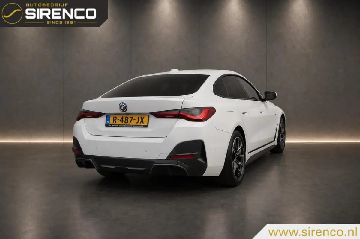 eDrive40 M-sport 84 kWh | virtual widescreen cockpit | adaptieve cruise control | led | camera | high executive |