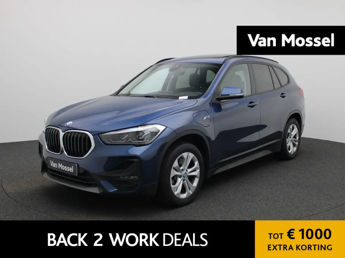 xDrive25e | Panoramadak | LED Koplampen | Privacy Glass | Stoelverwarming | Elektrische Kofferklep |