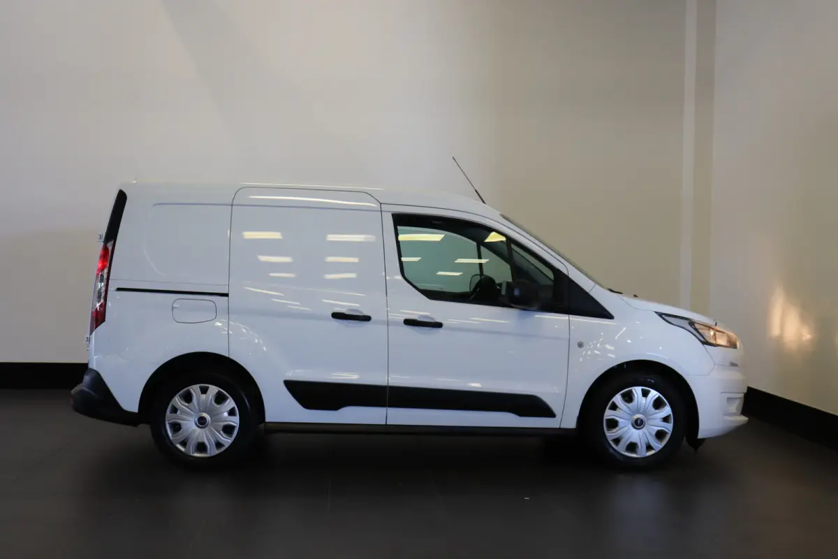 1.5 EcoBlue 100PK EURO 6 - Airco - Navi - Cruise - €9.900,- Excl.