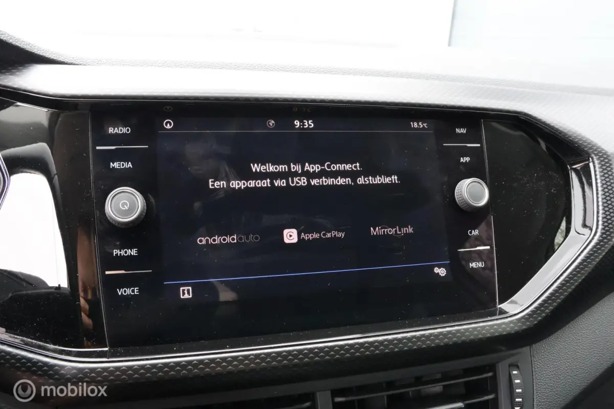 1.0 TSI DSG R-Line I LED | Carplay | ACC