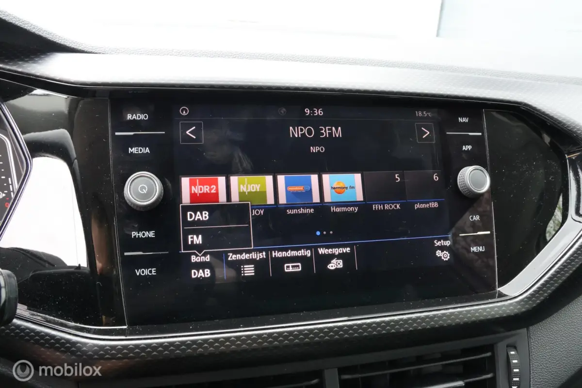 1.0 TSI DSG R-Line I LED | Carplay | ACC