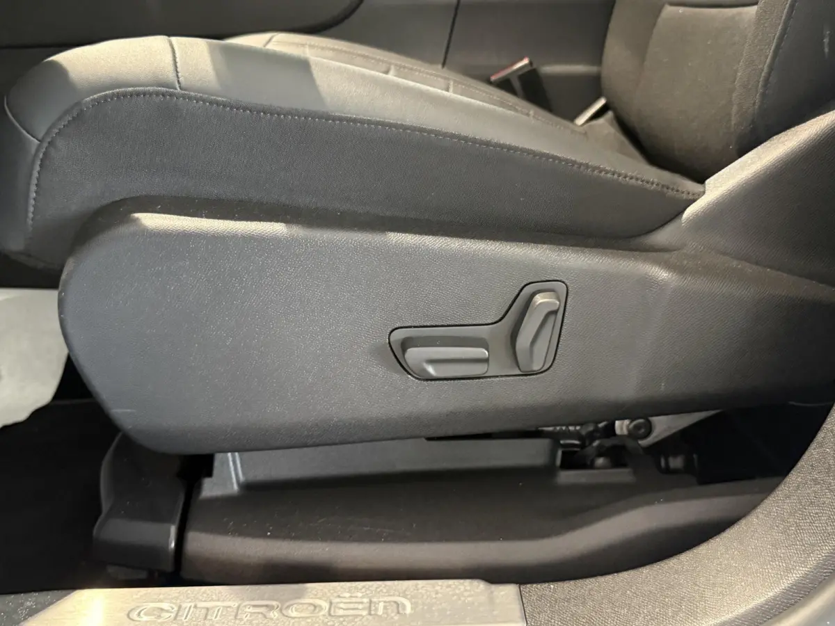 1.6 Plug-in Hybrid 225 Shine | Stoelverwarming | Navigatie | Climate control | Camera