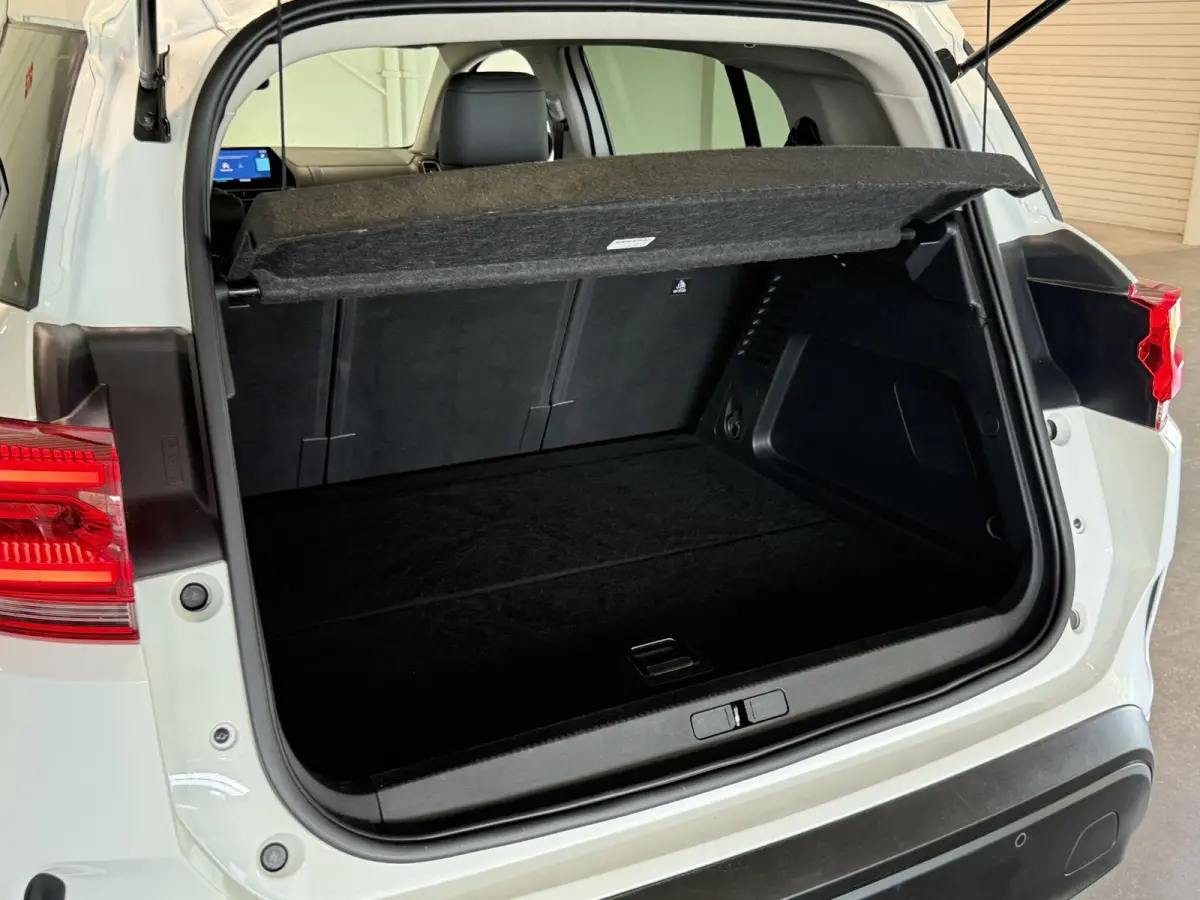 1.6 Plug-in Hybrid 225 Shine | Stoelverwarming | Navigatie | Climate control | Camera