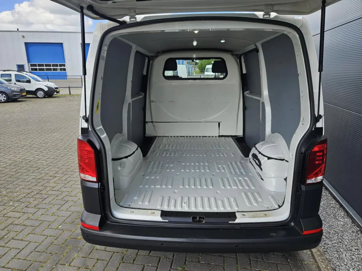 2.0 TDI L1H1 carplay 2x schuifd Airco
