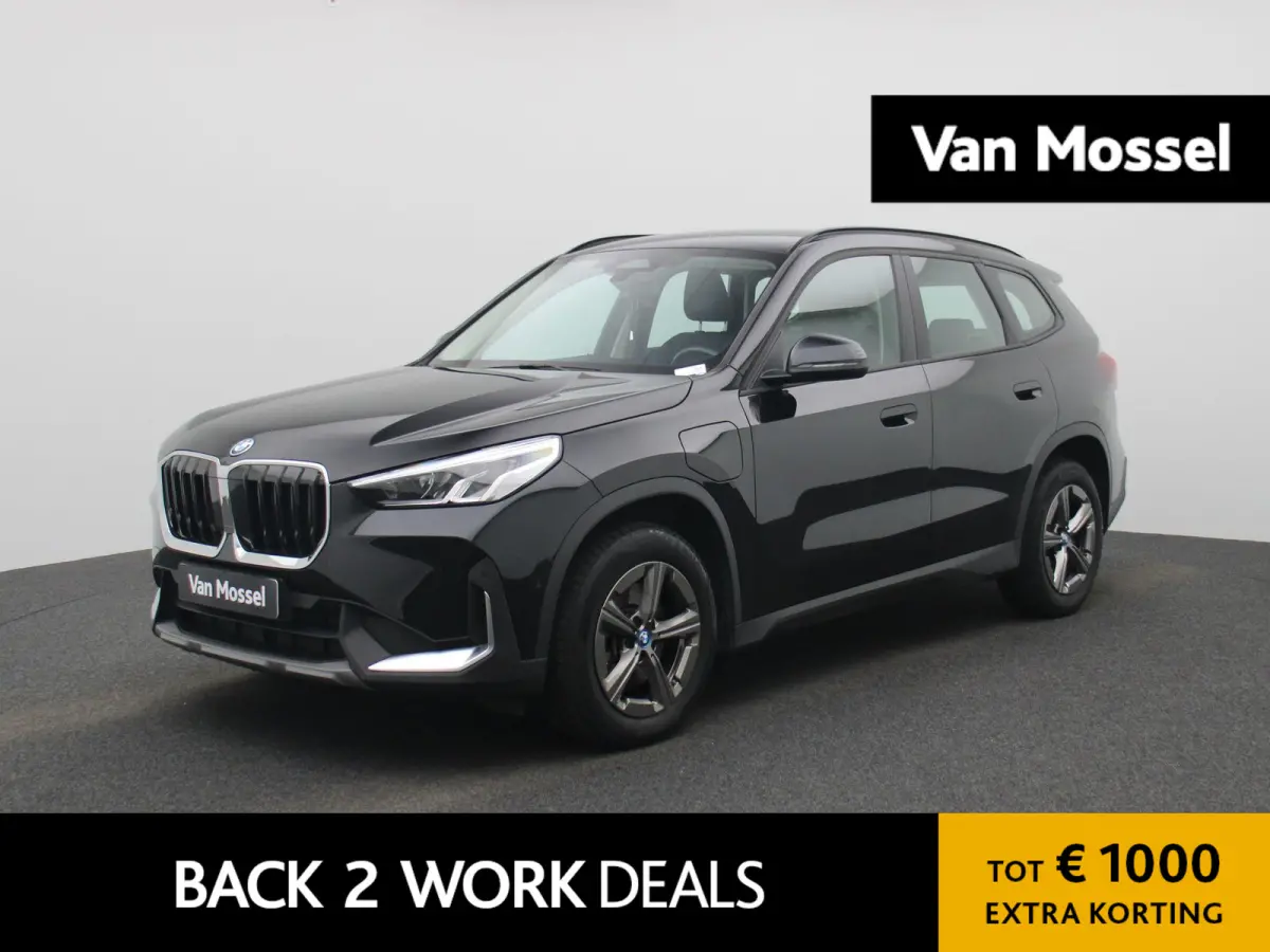 xDrive25e | Automaat | LMV | Parkeer sensoren | Virtual cockpit | Camera | Climate control | Apple carplay  | Navigatie | Elec. achterklep | Leder | Bluetooth | DAB