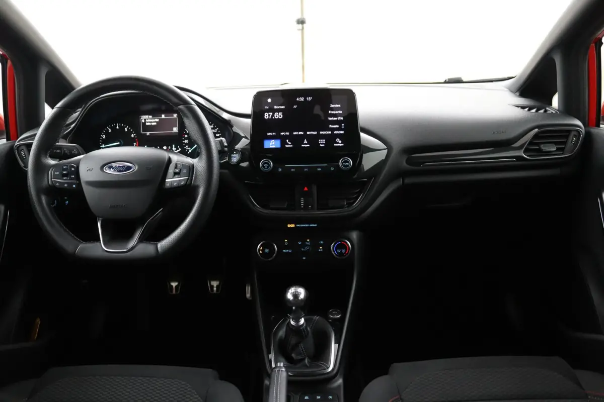 1.0 EcoBoost ST-Line*ECC*CRUISE*NAVI*