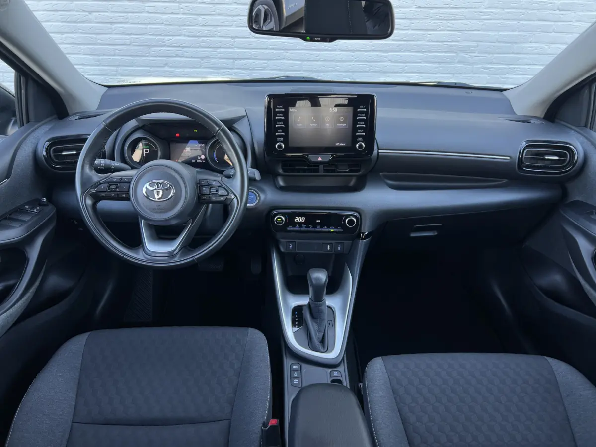 1.5 Hybrid Dynamic | ACC | Carplay | Camera | LED