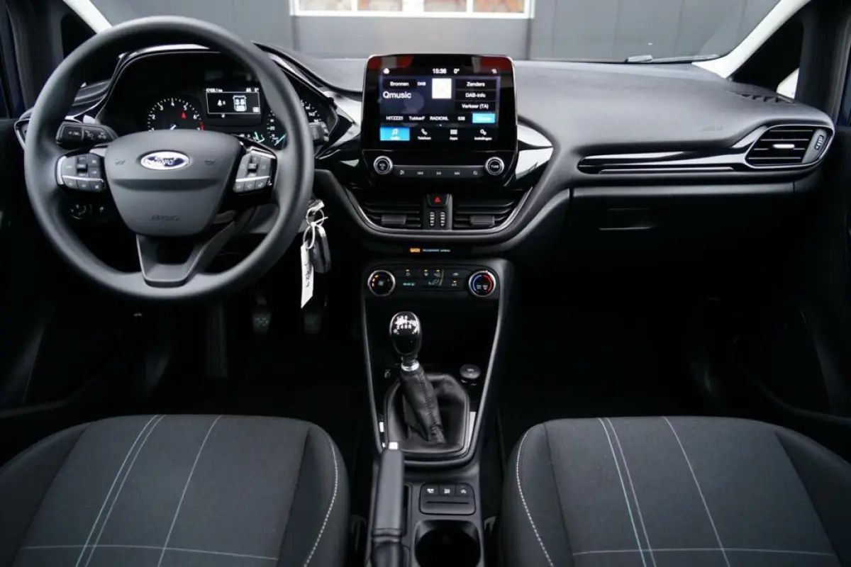 1.0 EcoBoost Connected, NL, CarPlay, cruise, LED