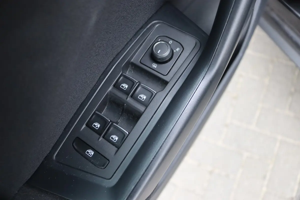 1.0 TSI Style Business Adaptive-cruise/Parkeerhulp/Stoelverwarming/Carplay