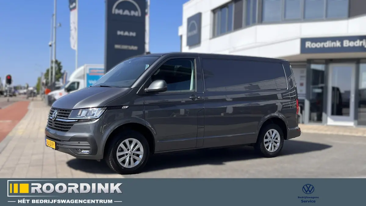 Transporter T6.1 150 pk DSG LMV Bumpers in kleur