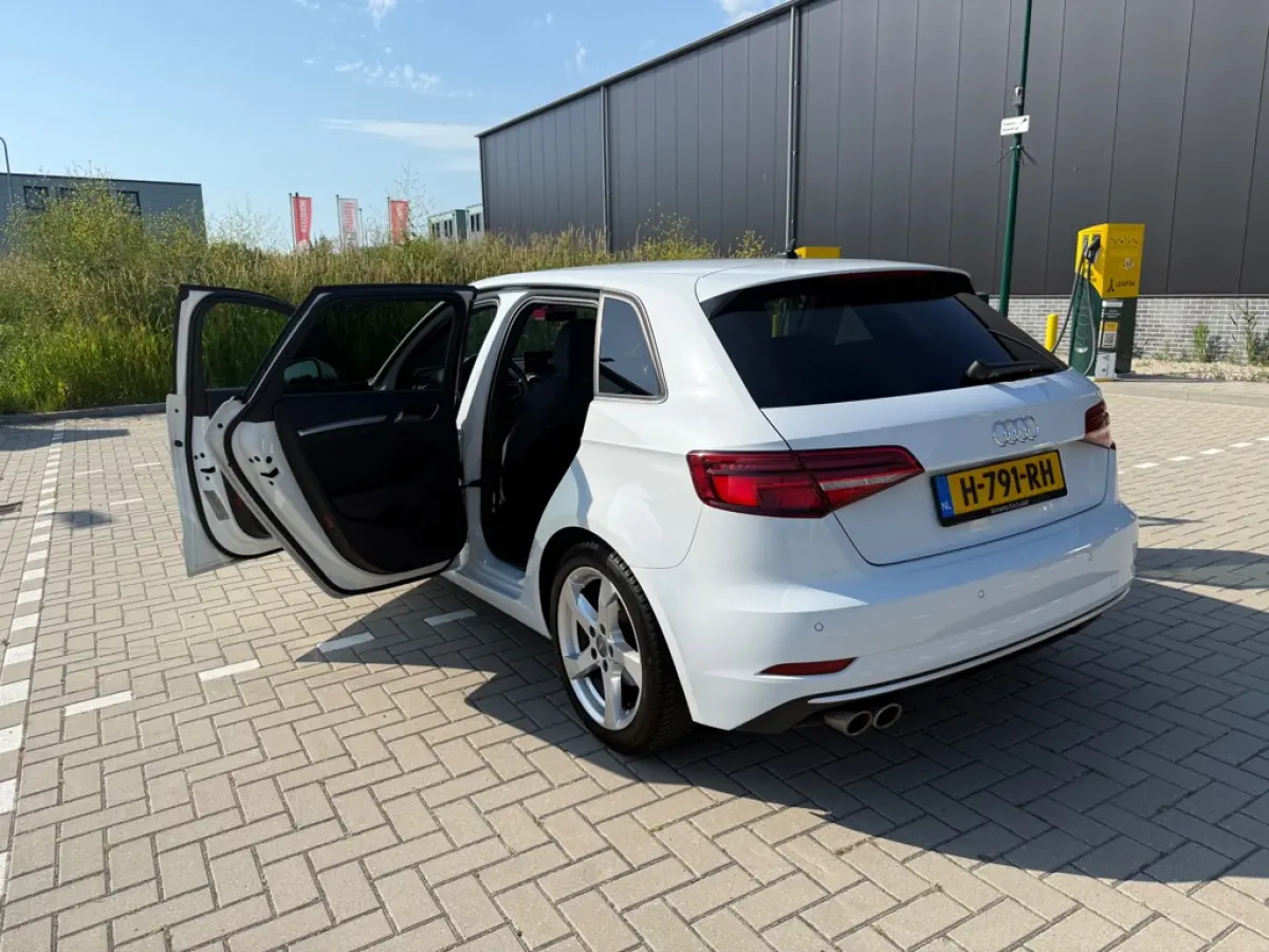 Audi A3 SPORTBACK 35 TFSI CoD Advance/2020/AUT/ORIG-NL/12 MND GAR/NAVI/