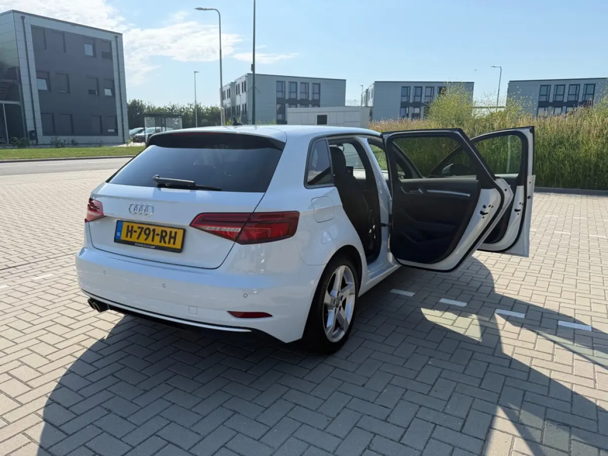 Audi A3 SPORTBACK 35 TFSI CoD Advance/2020/AUT/ORIG-NL/12 MND GAR/NAVI/