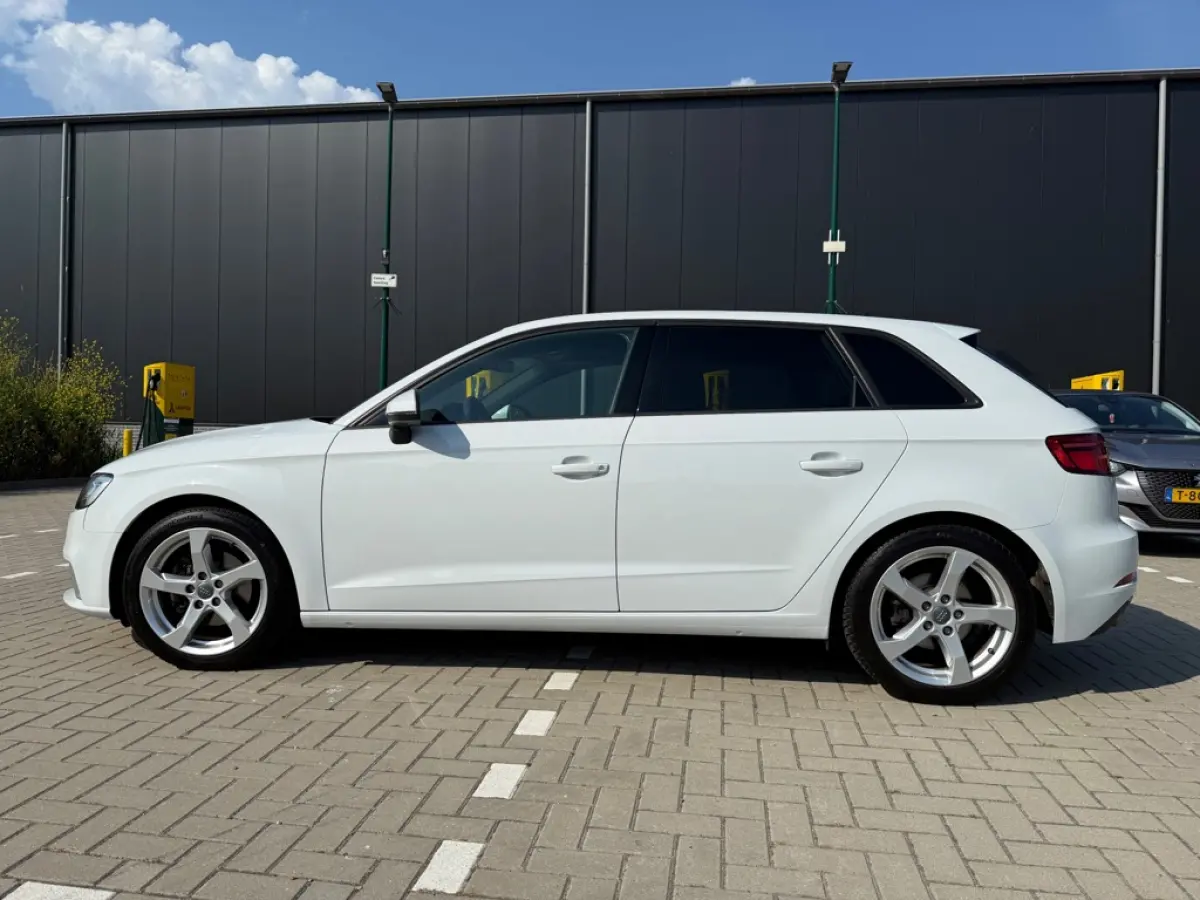 Audi A3 SPORTBACK 35 TFSI CoD Advance/2020/AUT/ORIG-NL/12 MND GAR/NAVI/