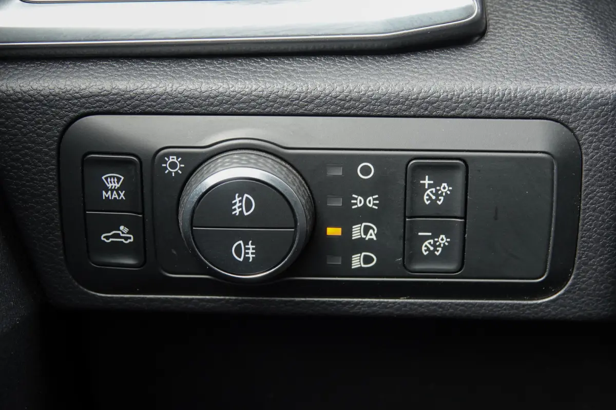 3.0Tdi V6 241Pk Aut. | Aventura | 4-Motion | Roll Bar | Harman-Kardon | Trekhaak | 360° Camera | 21'' | Clear White