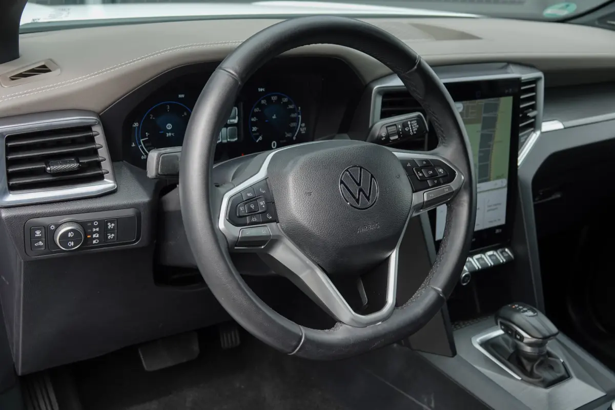 3.0Tdi V6 241Pk Aut. | Aventura | 4-Motion | Roll Bar | Harman-Kardon | Trekhaak | 360° Camera | 21'' | Clear White