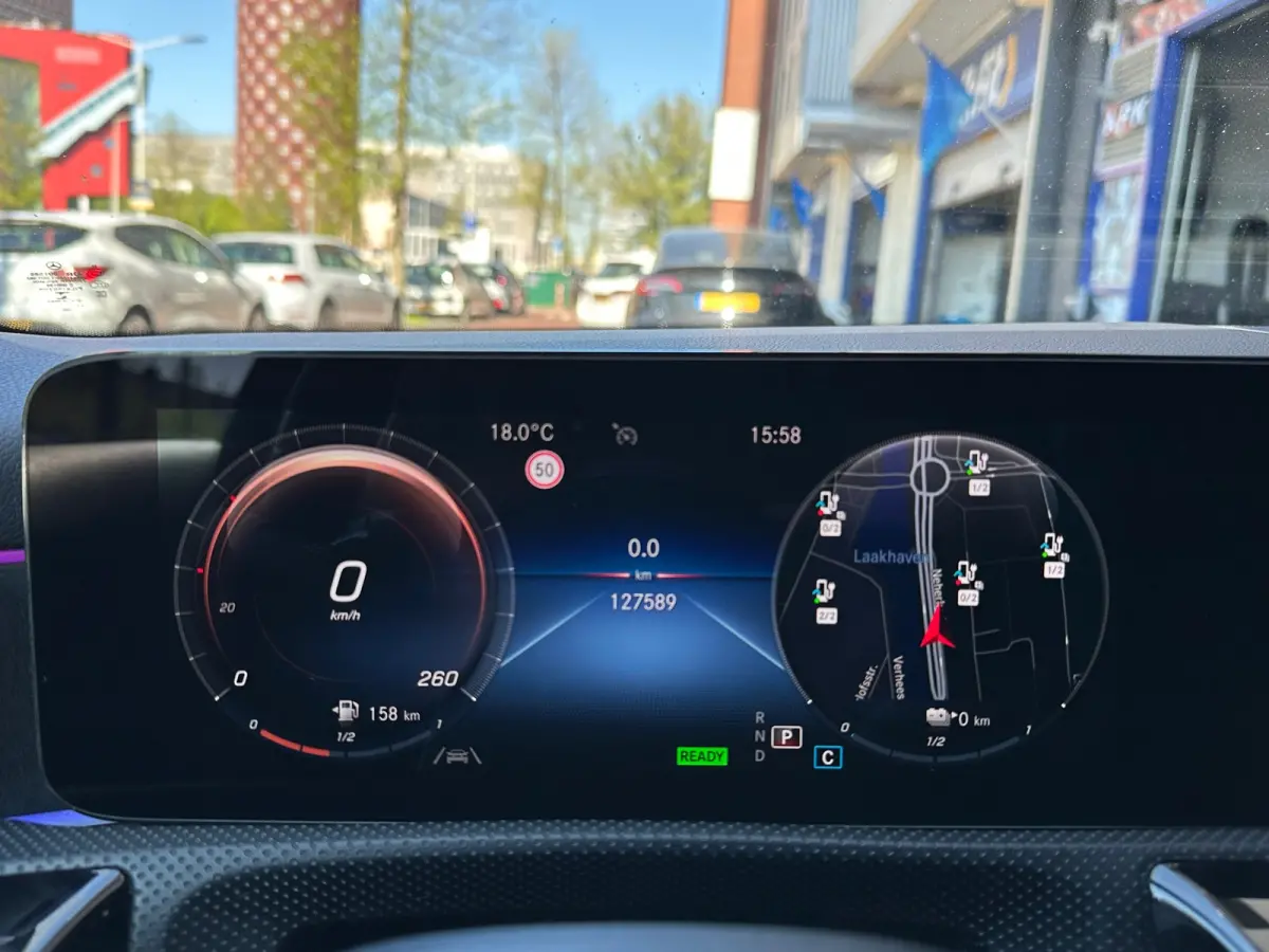 250 e Business Solution AMG Limited Carplay Sfeerverlichting